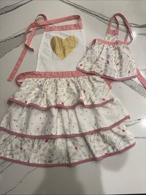 Little Girls Cotton Hearts Apron with Matching Doll Apron Set for ages 4+